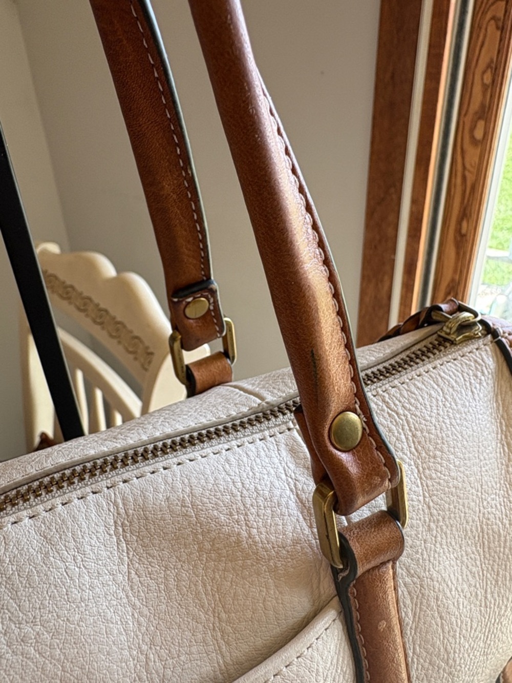 Fossil Cream and Tan Leather Satchel Shoulder/crossbody - Picture 3 of 7